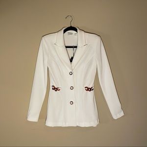 MODA INTERNATIONAL WHITE SKIRT SUIT